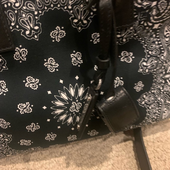 YSL Saint Laurent Bandana Baby Sac de Jour NEW - Picture 7 of 14